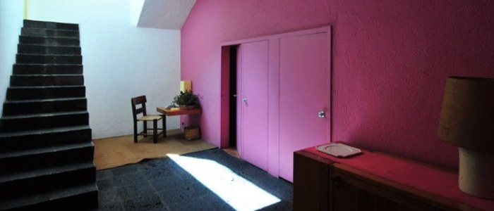 Entree casa barrangan rose Mexique Decouverte