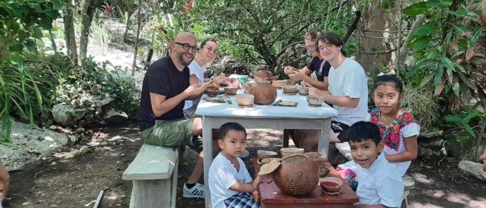 Rencontre humaine Mexique Decouverte communaute repas maya