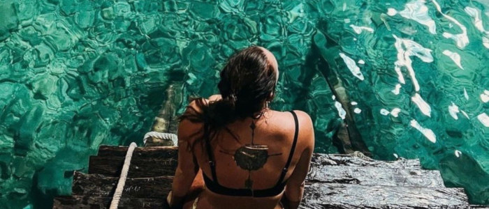 Cenote Samula Valladilid Mexique baigneuse